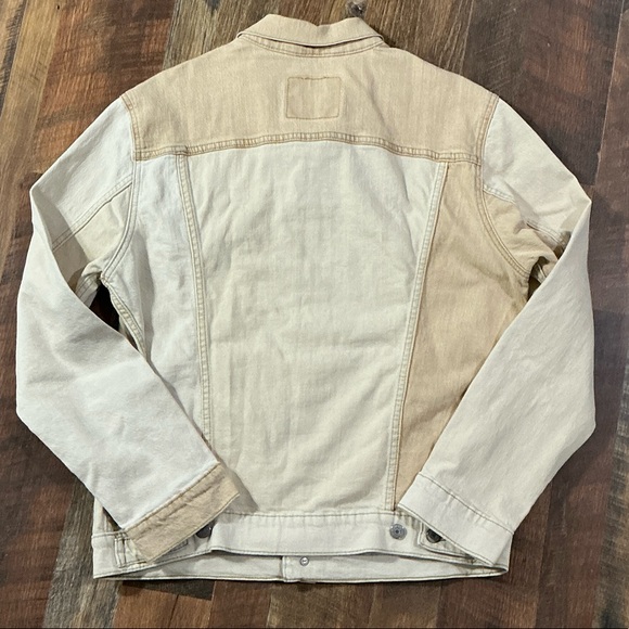 Levi's Men's Cliffhanger Two-Tone Patchwork Trucker Jacket - Size Large - Picture 7 of 8